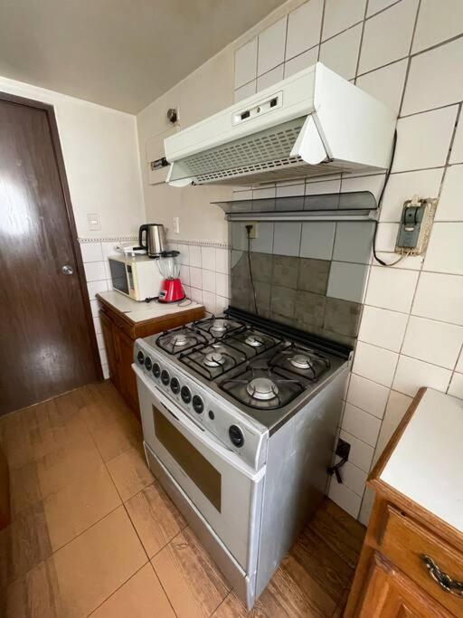 Departamento Acogedor En La Mejor Zona De * La Paz